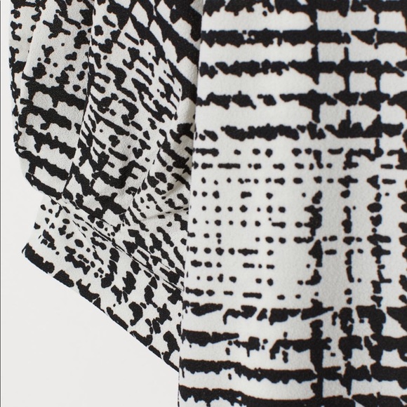 Business Casual Blouse - Picture 2 of 3